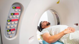 Tomografía para una salud digna